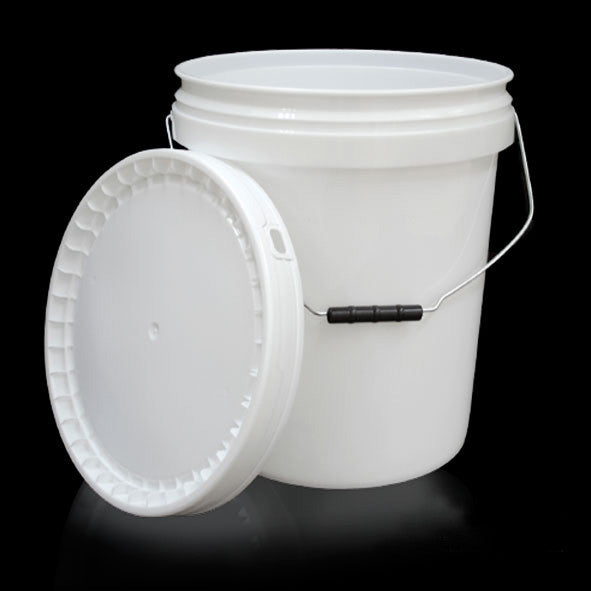 cubeta de plástico de 19 litros
