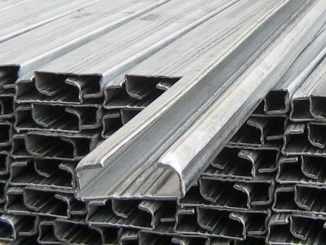 TUTOREO, PERFILES, FLEJES Y ACCESORIOS