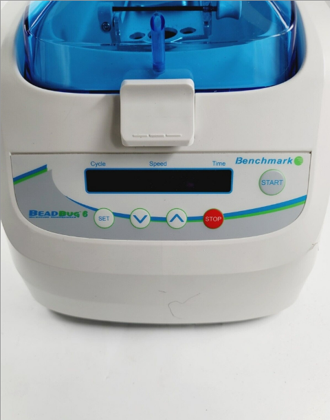 Homogenizador Benchmark BeadBug 6 D1036 de 6 Muestras