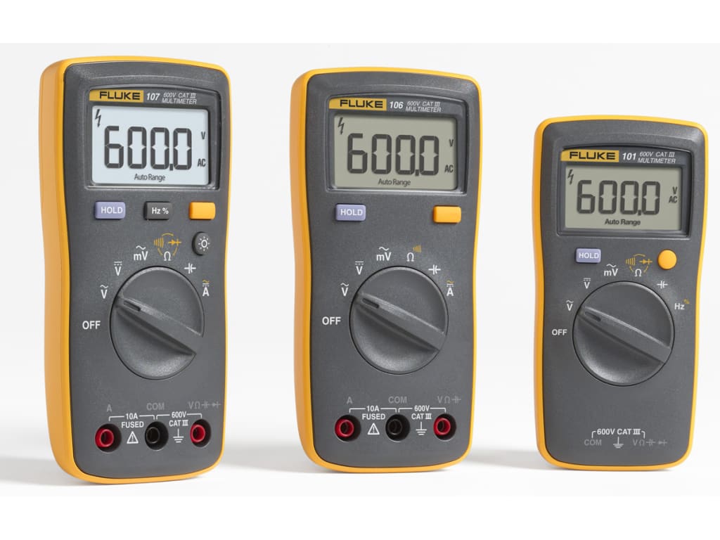 Fluke 107 - Multímetro digital ESP/ CAT III 600 V