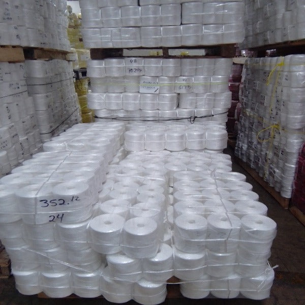 Rafia Blanca Agricola Tomatera para Tutoreo